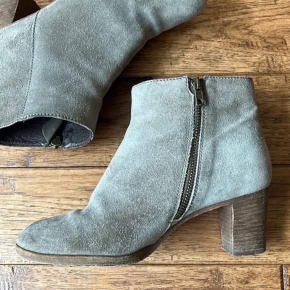 J. Crew Aggie Suede Leather Ankle Boots Booties Block Heel in Mink Size 7 - Picture 4 of 14